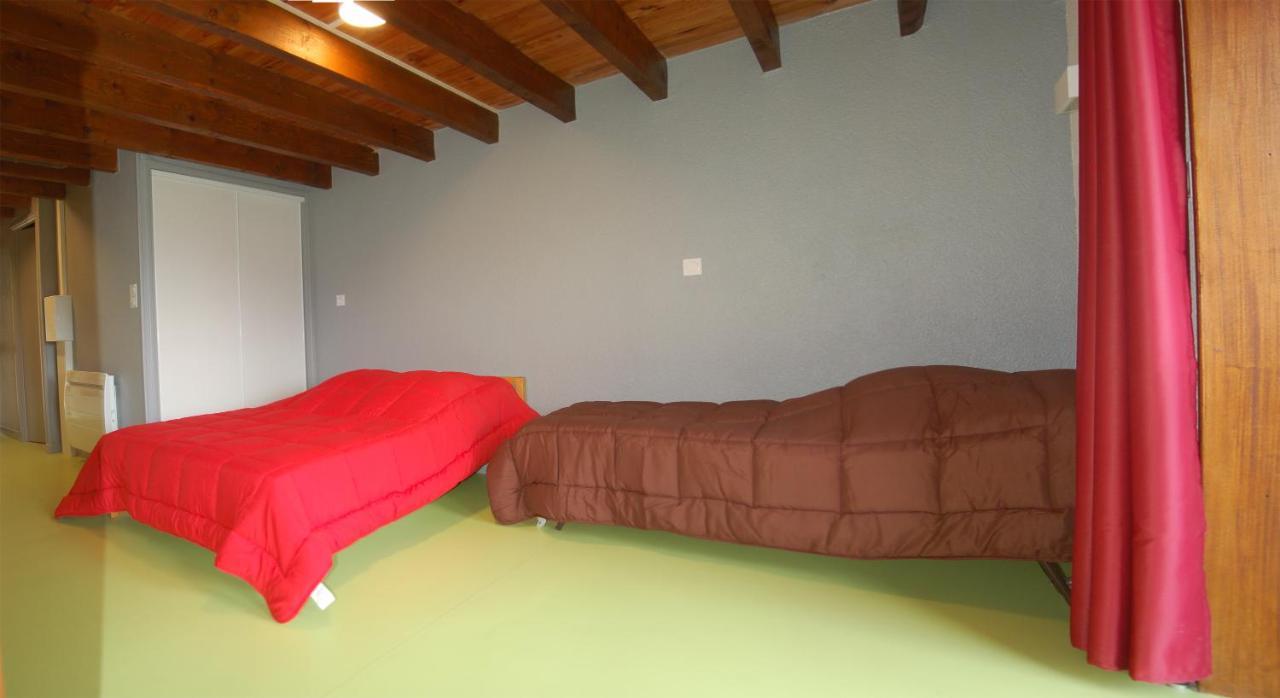 Gite Du Haut Cantal - Appartements Meubles Avec Kitchenette Et Chambres Sans Kitchenette Condat  Dış mekan fotoğraf